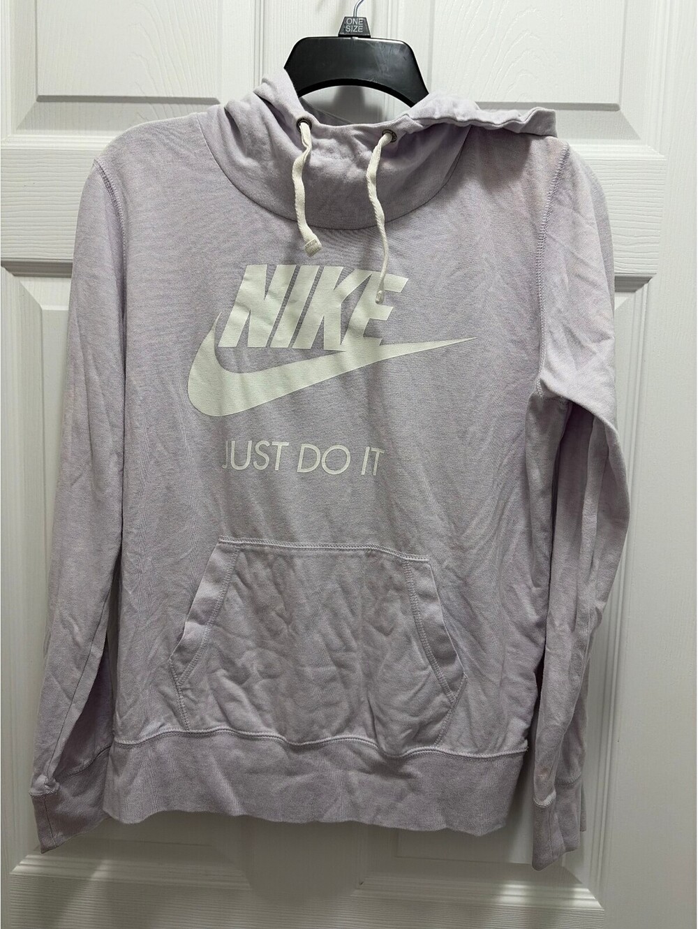 Vintage Nike Lavender Hoodie Sweatshirt with Front Pocket and Drawstring Hood